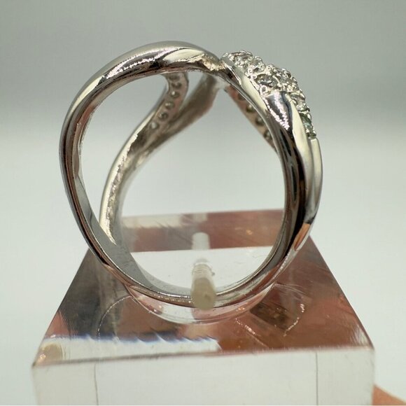 Gorgeous 'Embrace' Infinity Style rIng with CZ studded band - Picture 14 of 14